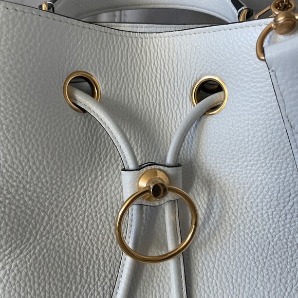 Mulberry Hampstead Leather Bucket Bag - Picture 7 of 10
